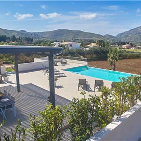 5 bedroom villa with infinity pool, Castellammare del Golfo, sleeps 9